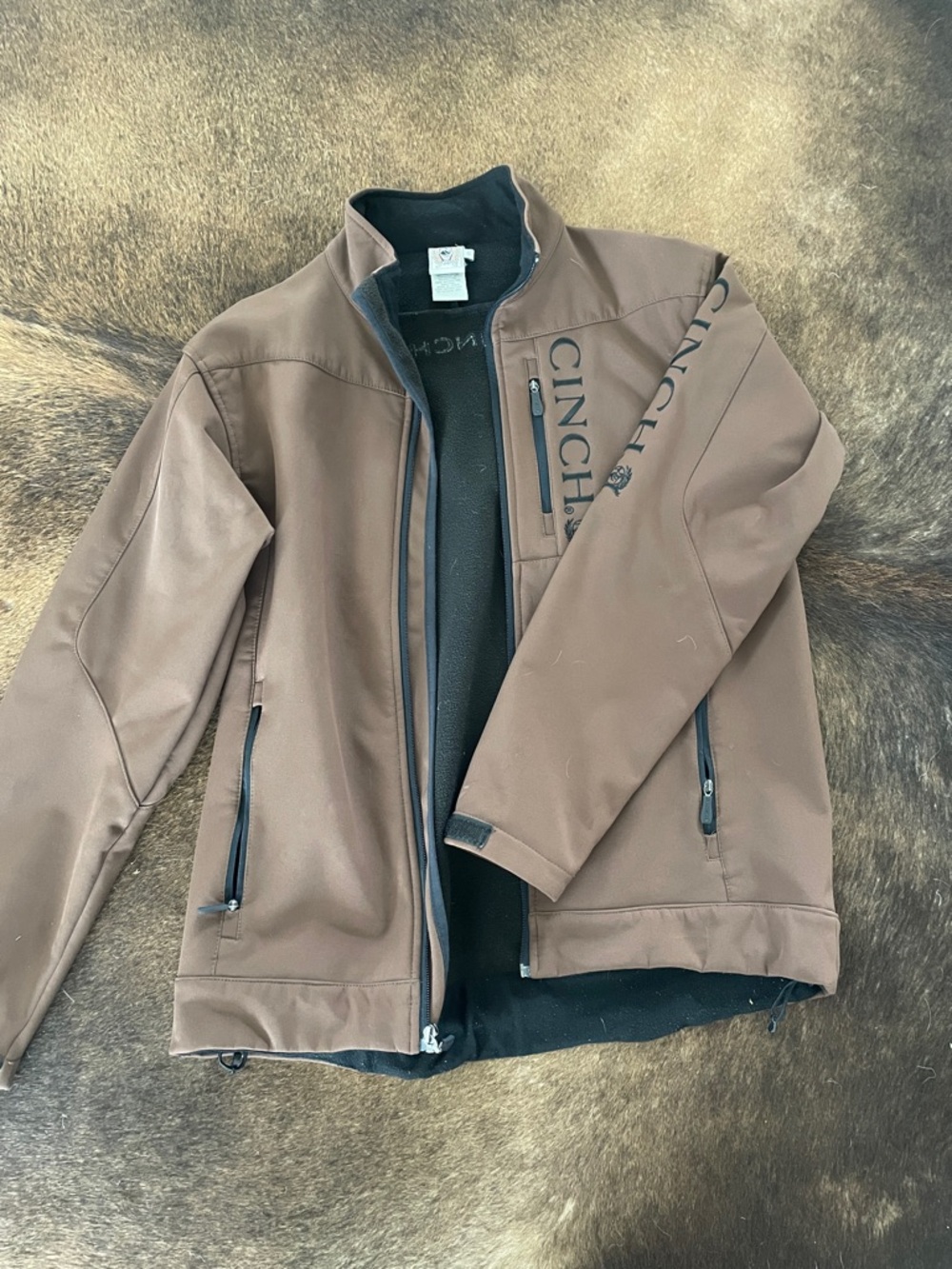 Cinch Brown Men's Lightweight Softshell Jacket with Chest Logo